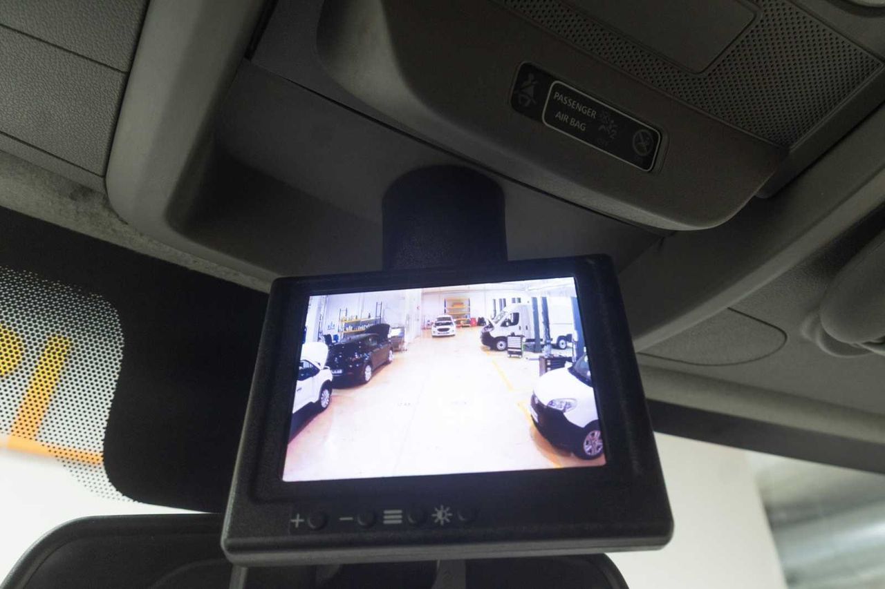 Opel Movano  furgón 2.3 cdti s/s 110kw (150cv) l2 h2 f 3.5t  - Foto 13