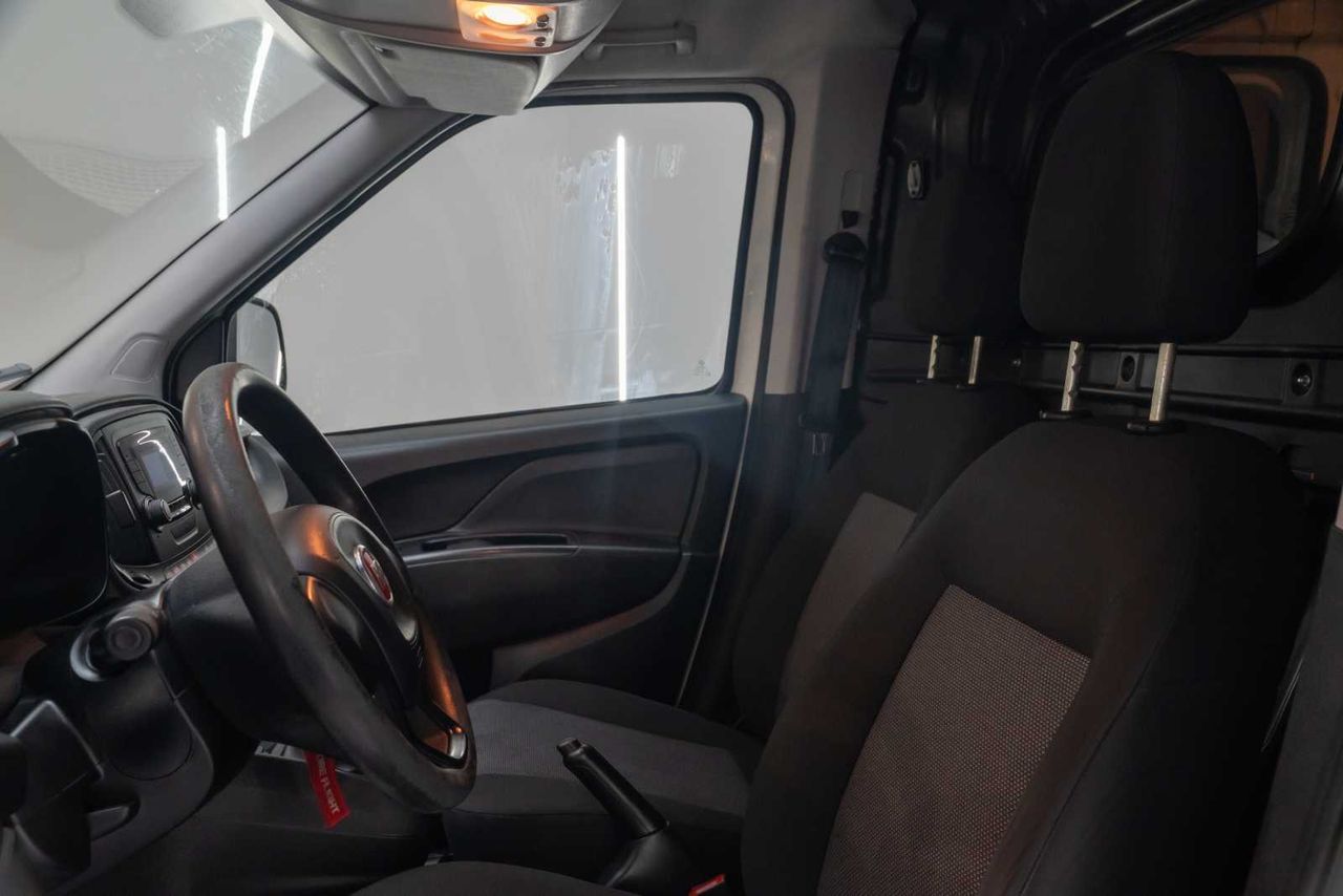 Fiat Doblò  cargo vu 3p 3g furgón derivad cargo base 1.3 multijet 95cv e6  - Foto 17