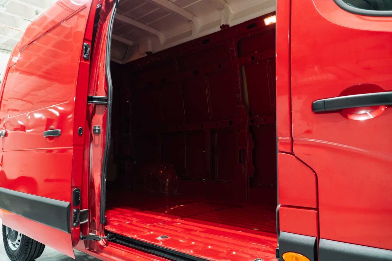 Renault Master furgón t l3h3 3500 e 125kw tt bvr  - Foto 7