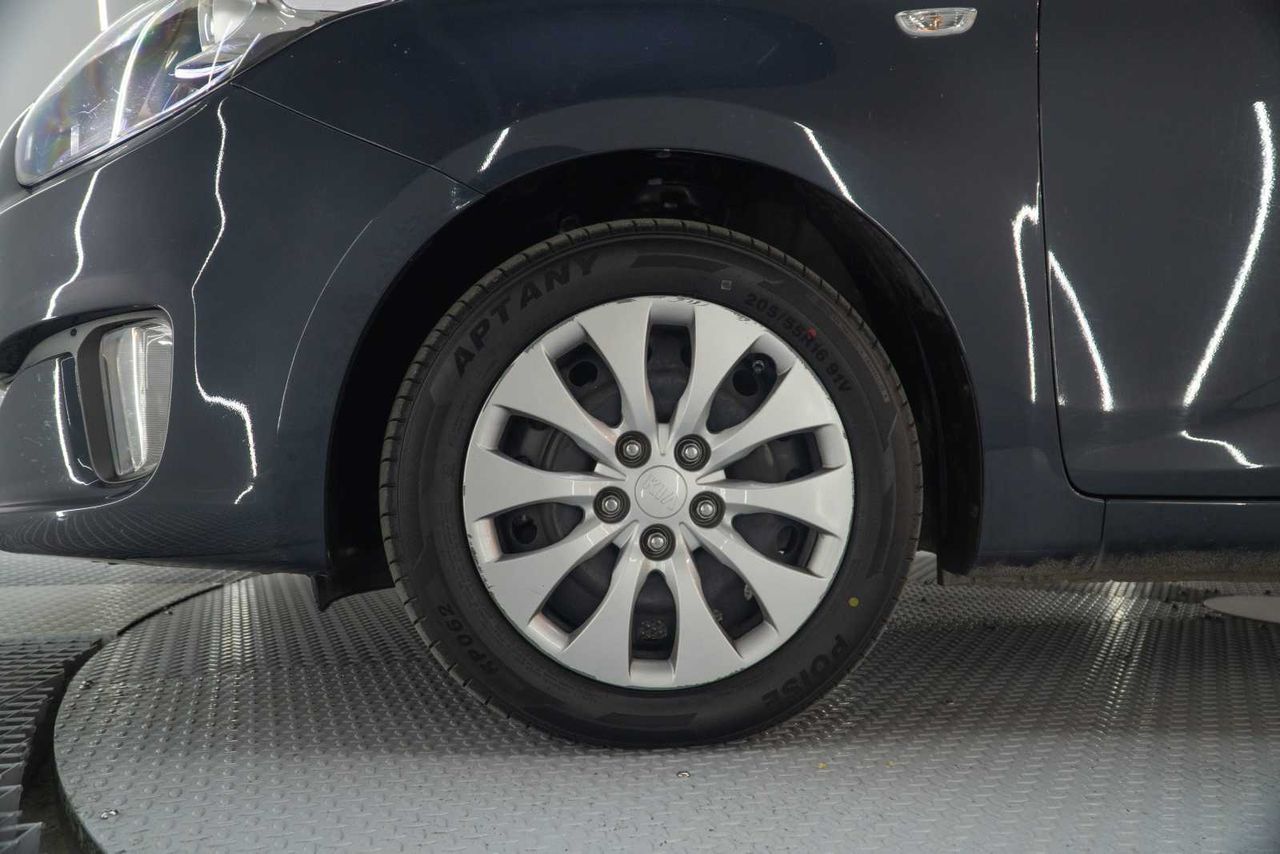 Kia Carens 1.6 GDi Concept  - Foto 23