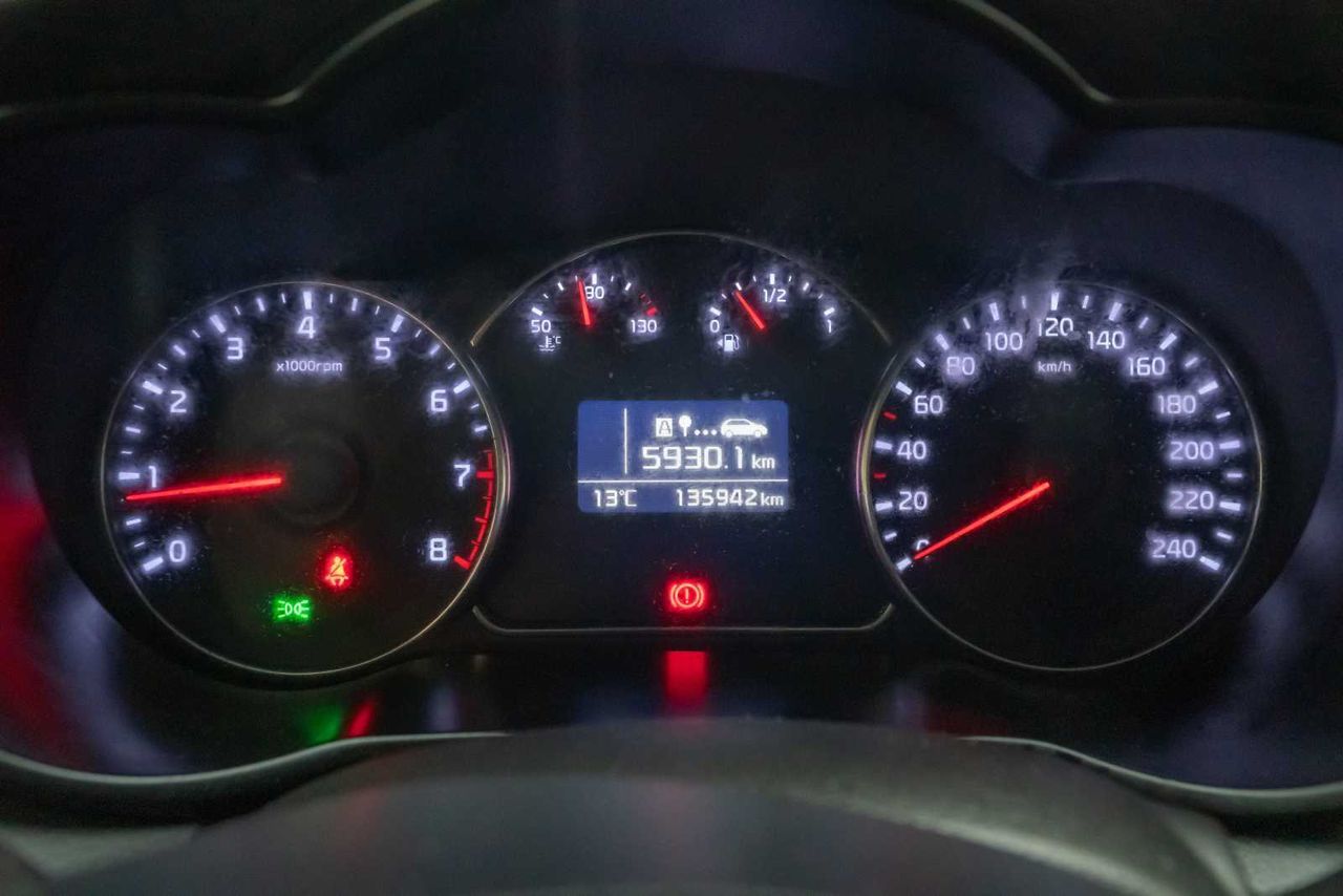 Kia Carens 1.6 GDi Concept  - Foto 12