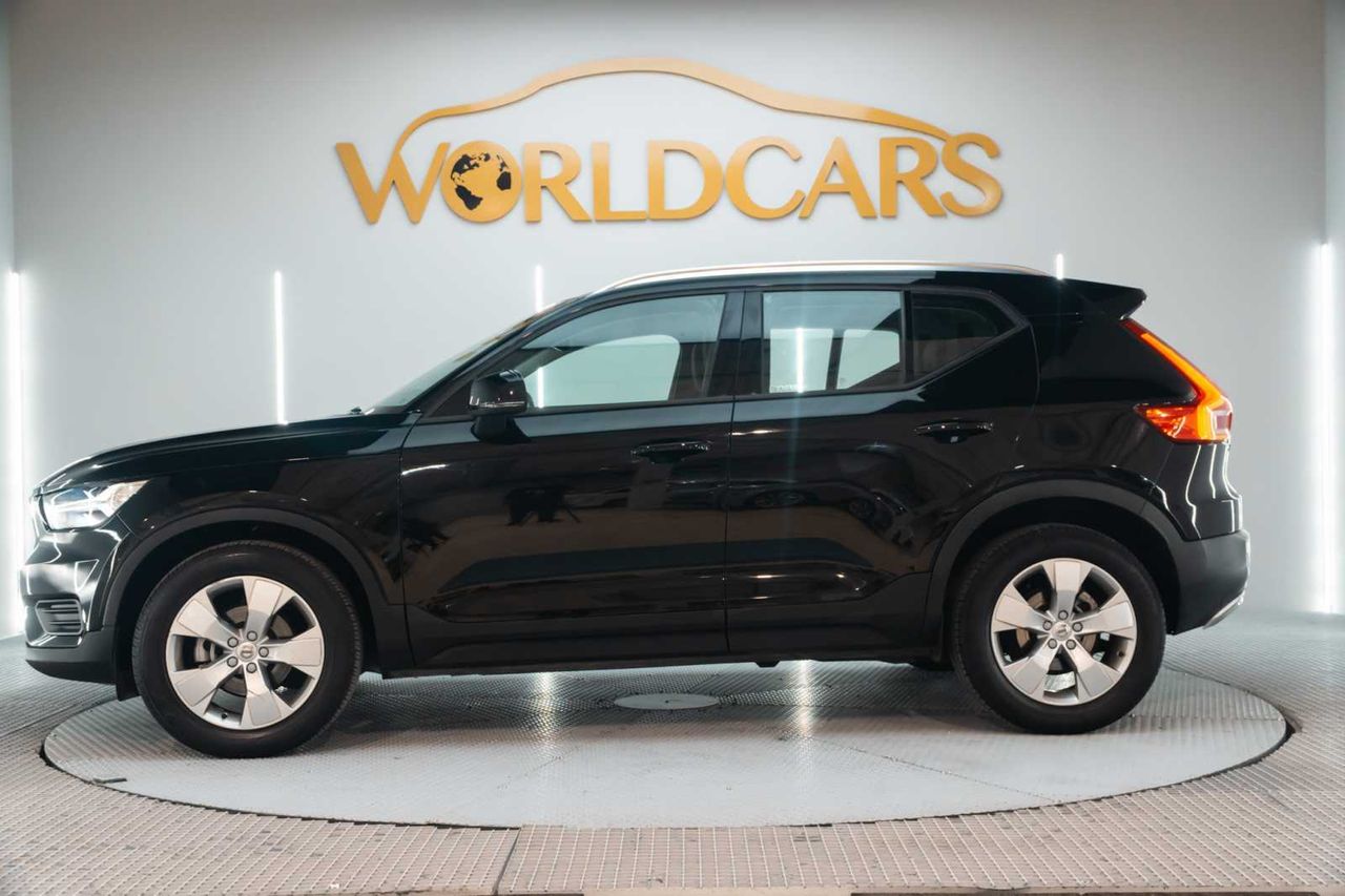 Volvo XC40 2.0 D3 AWD Momentum  - Foto 10