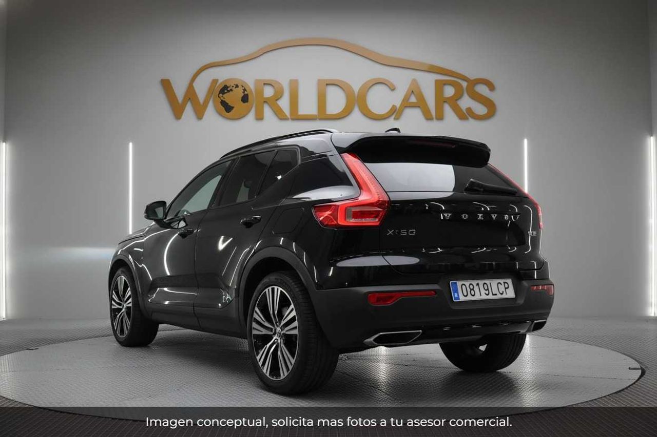 Volvo XC40 2.0 D3 AWD Momentum  - Foto 3