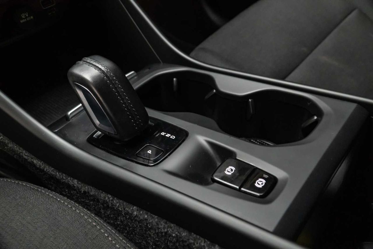 Volvo XC40 2.0 D3 AWD Momentum  - Foto 16