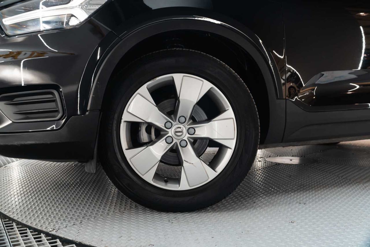 Volvo XC40 2.0 D3 AWD Momentum  - Foto 24