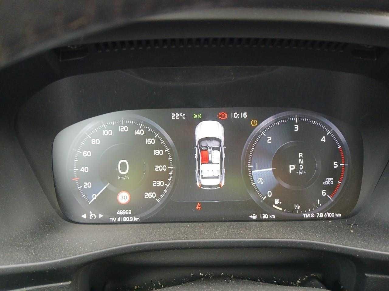 Volvo XC40 2.0 D3 AWD Momentum  - Foto 4