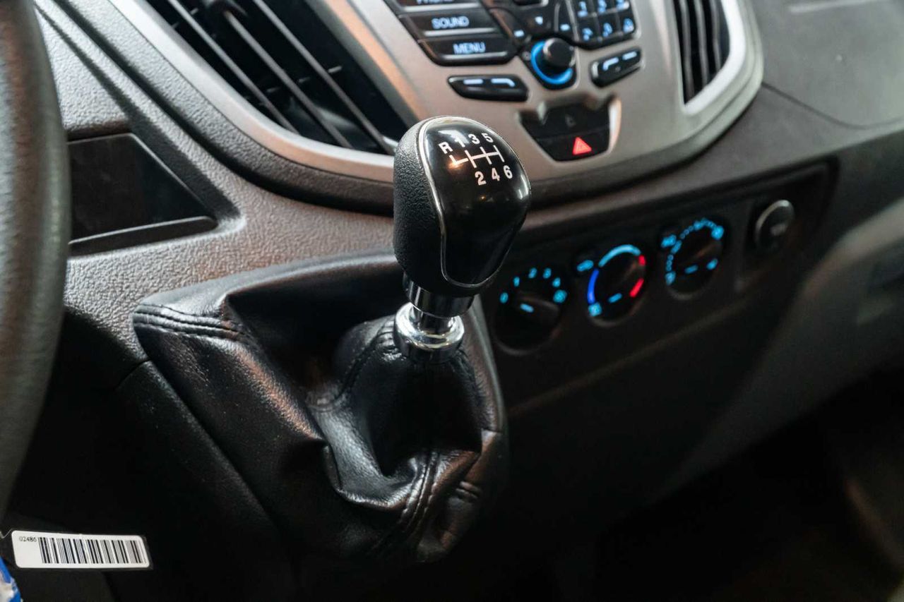 Ford Transit   4p combi kombi t 310 l2h2 ambiente2.0 l tdci 130  - Foto 14