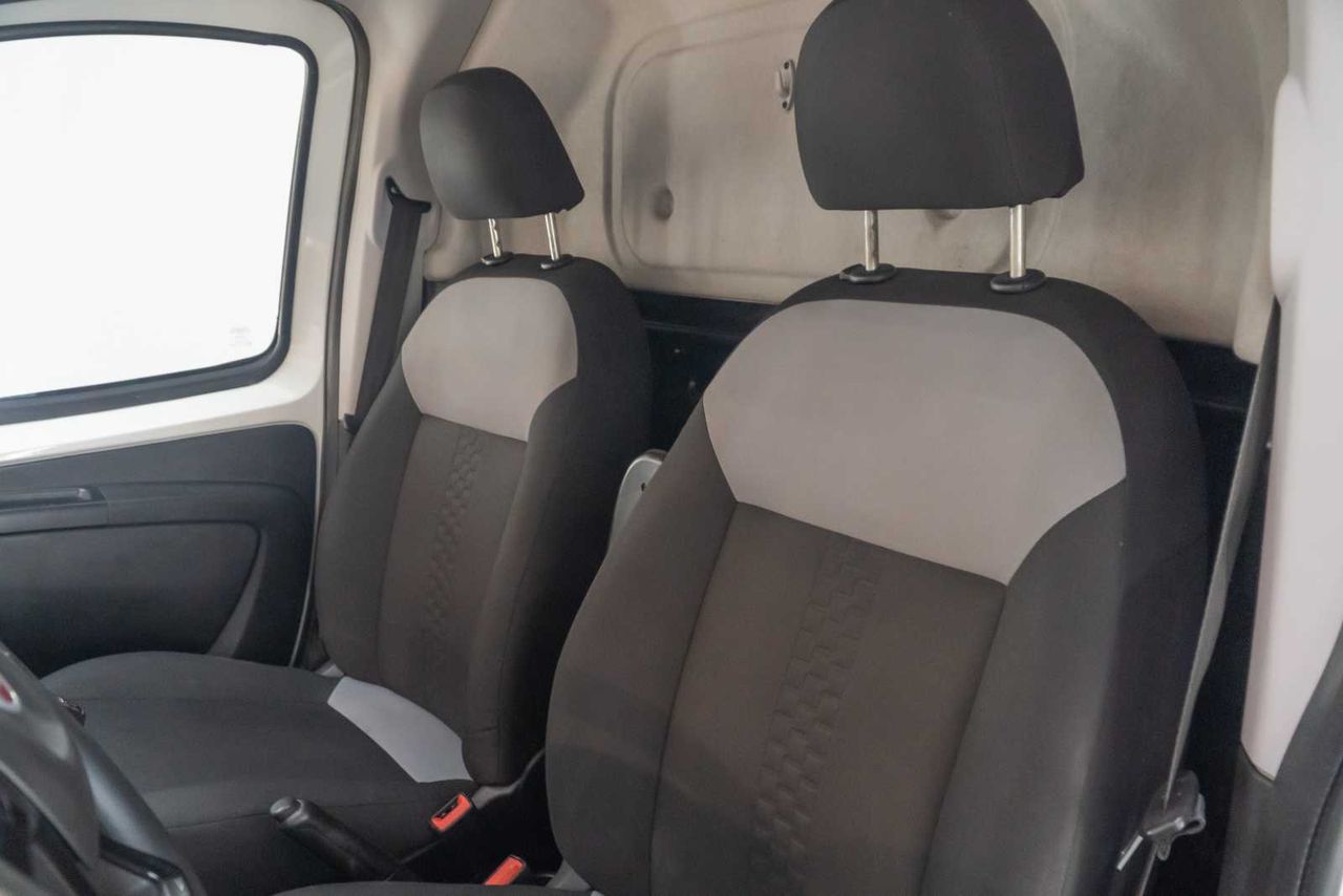 Fiat Fiorino  cargo sx n1 1.3 mjet 70 kw (95 c  - Foto 17