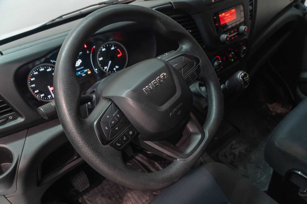 Iveco Daily 2.3 td 35s 14 v 3520l/h2 12 m3  - Foto 15