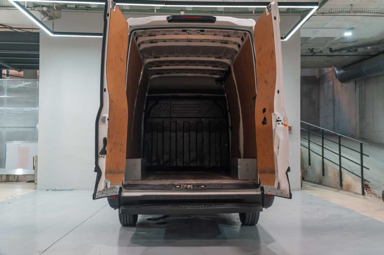 Iveco Daily 2.3 td 35s 14 v 3520l/h2 12 m3  - Foto 7