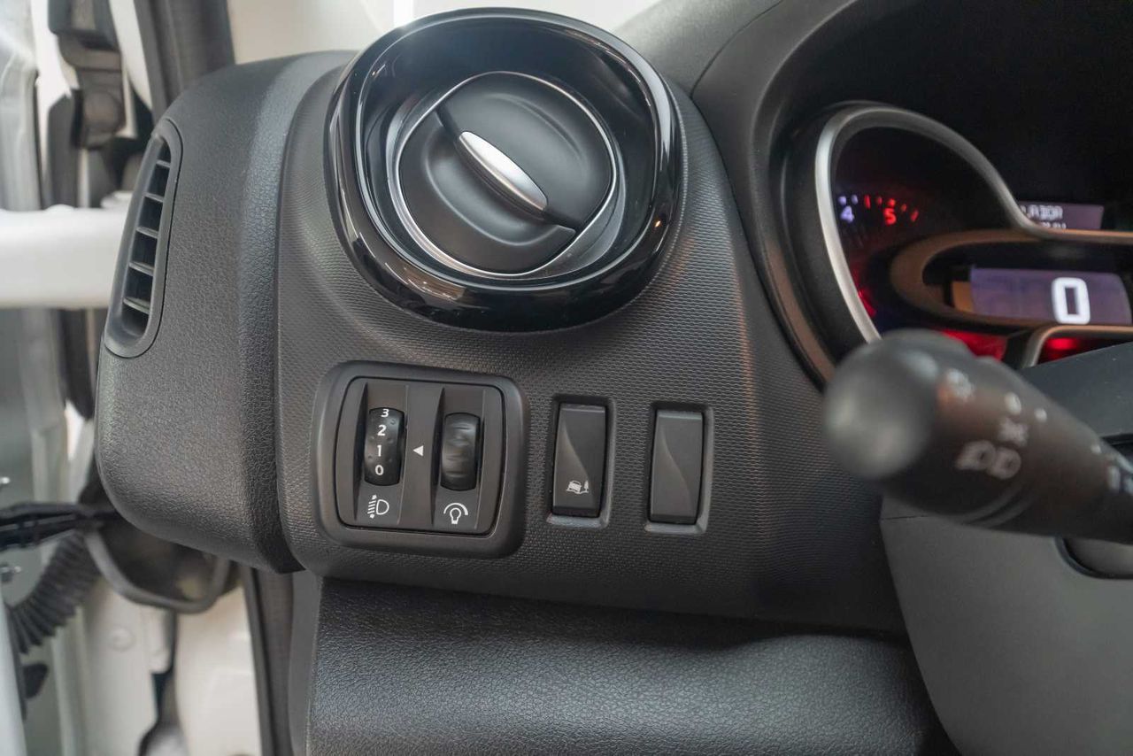 Renault Trafic furgón 27 l1h1 energy bluedci 88 kw  - Foto 17