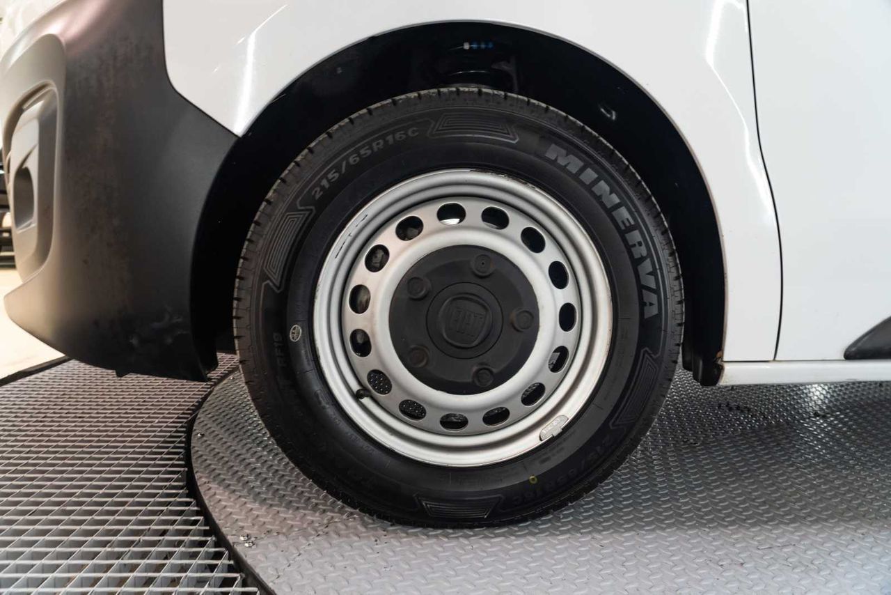 Fiat Scudo furgón l2 100cv mt6 business  - Foto 21