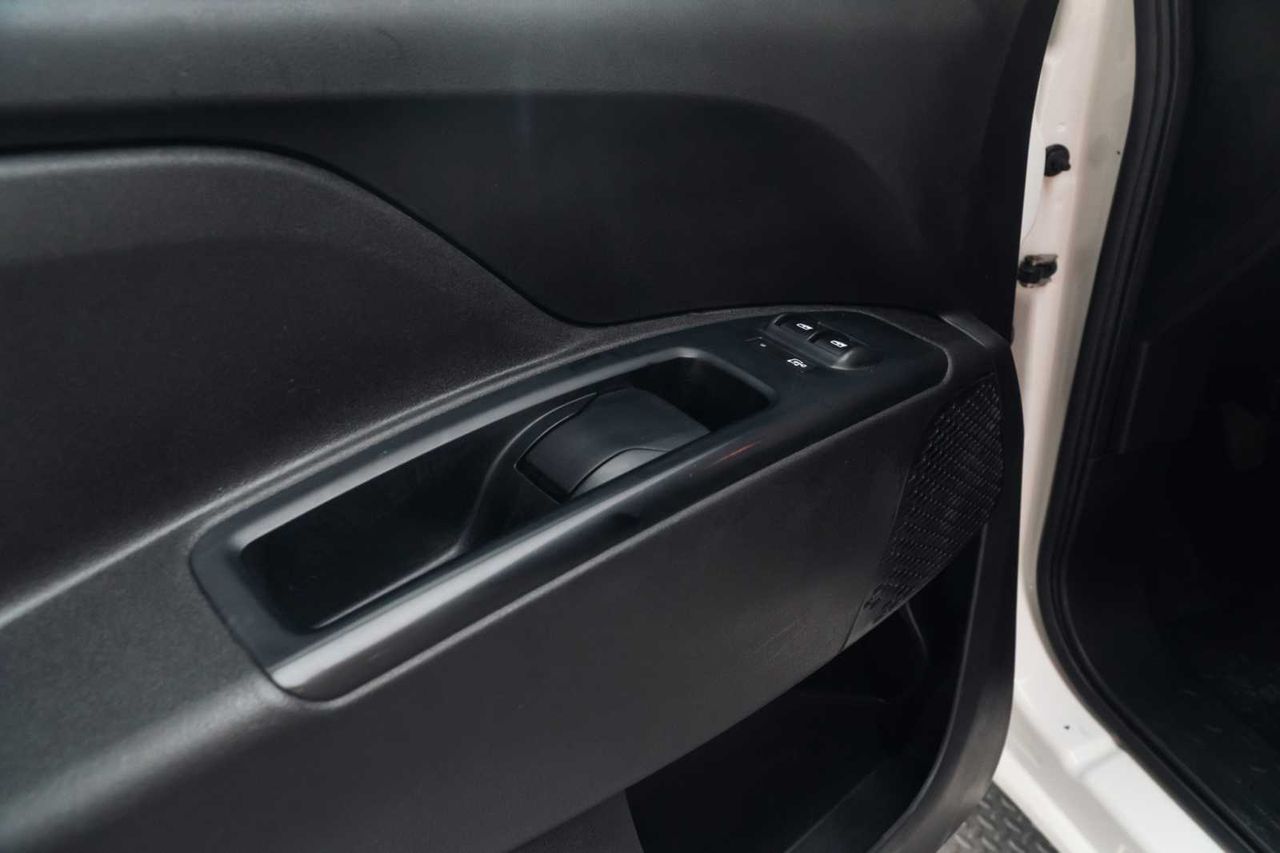 Fiat Doblò cargo base plus 1.3 mjet 70k  - Foto 18