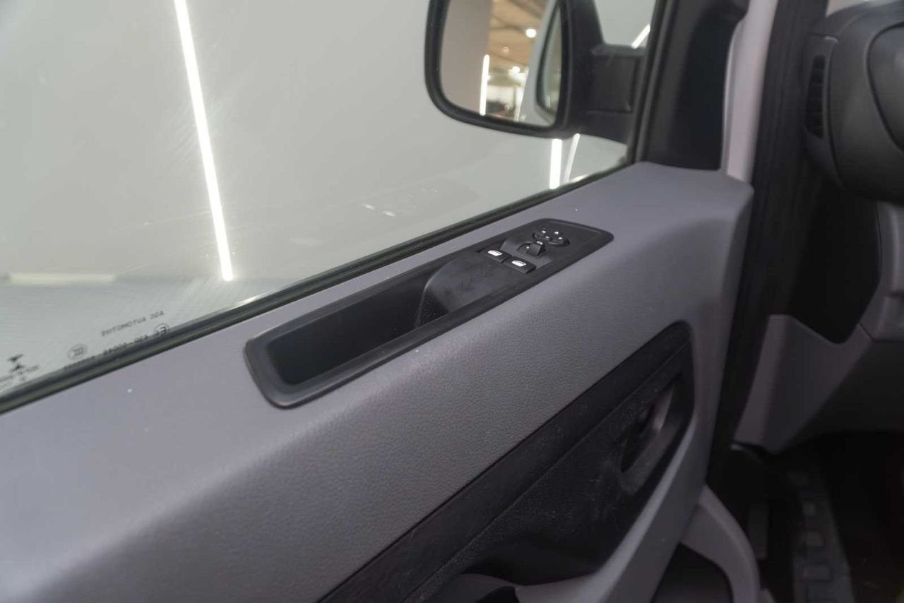 Fiat Scudo  furgón 100cv mt6 business  - Foto 17