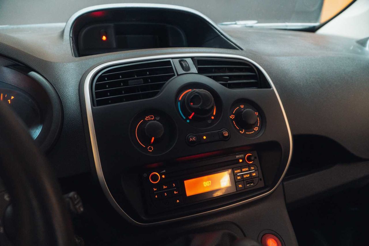 Nissan NV250 furgón 4pl 1.5dci 70 kw (95 cv) l2h1 comfort  - Foto 22