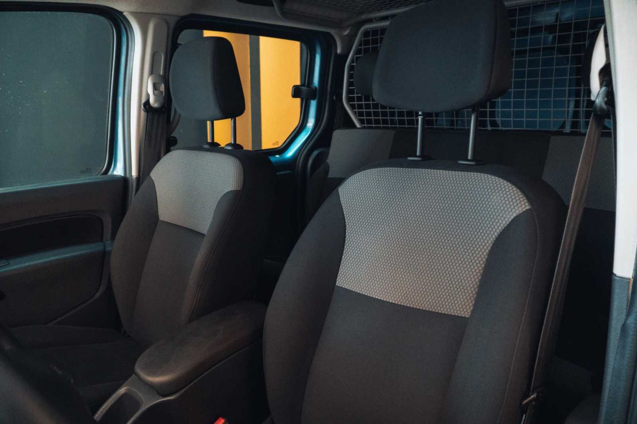 Nissan NV250 furgón 4pl 1.5dci 70 kw (95 cv) l2h1 comfort  - Foto 13