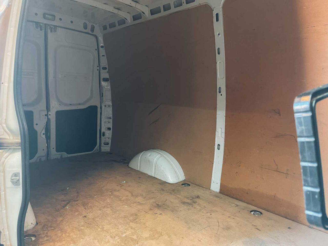 Iveco Daily 2.3td 35s 16v 3520 l/h2 12 m3  - Foto 9