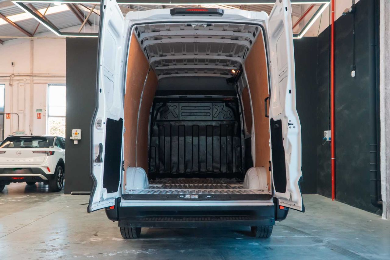 Iveco Daily 2.3 td 35s 16 v 3520l/h2 12 m3  - Foto 8