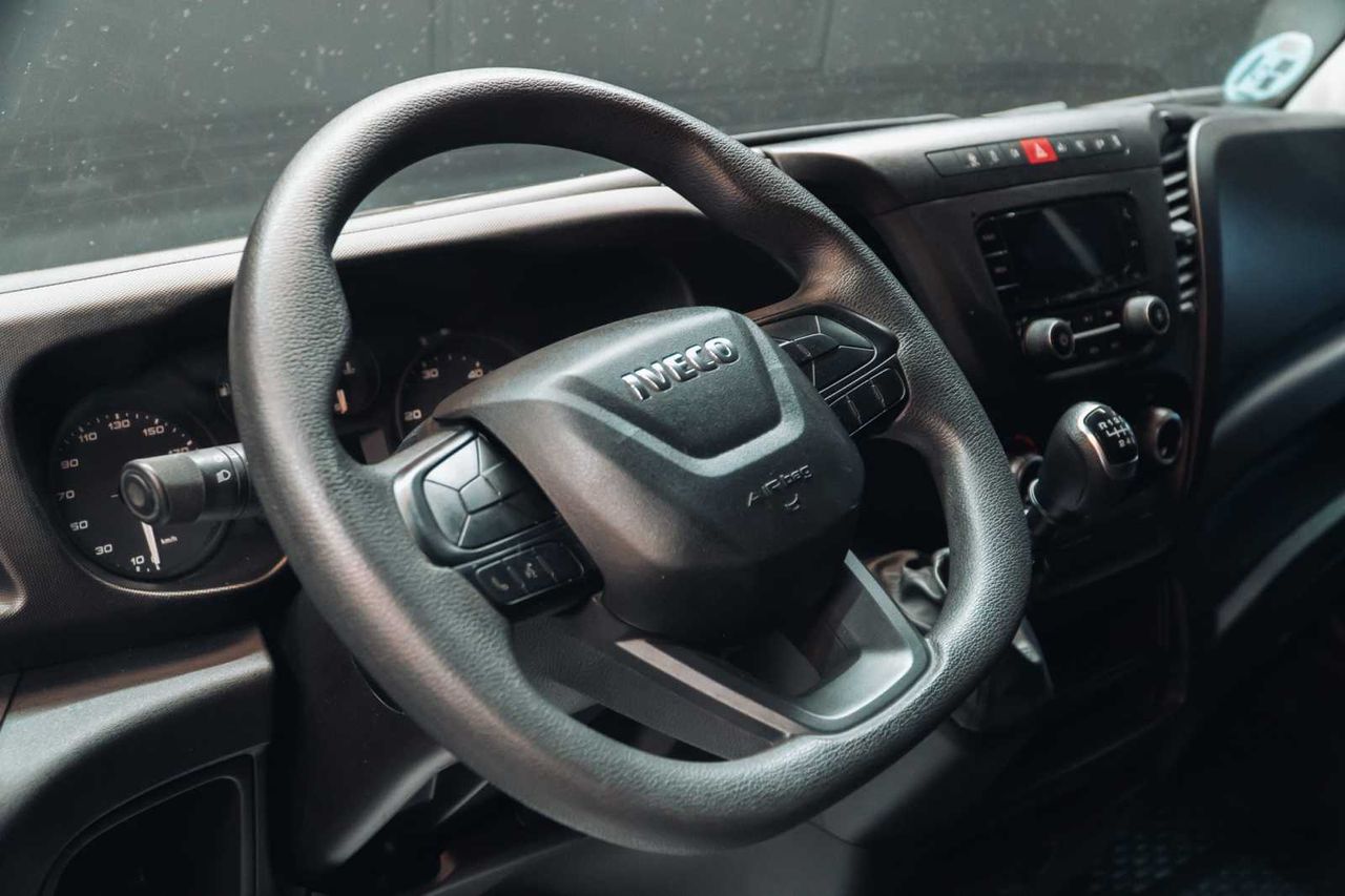 Iveco Daily 2.3 td 35s 16 v 3520l/h2 12 m3  - Foto 14