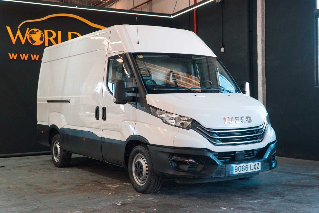 Iveco Daily 2.3 td 35s 16 v 3520l/h2 12 m3  - Foto 4