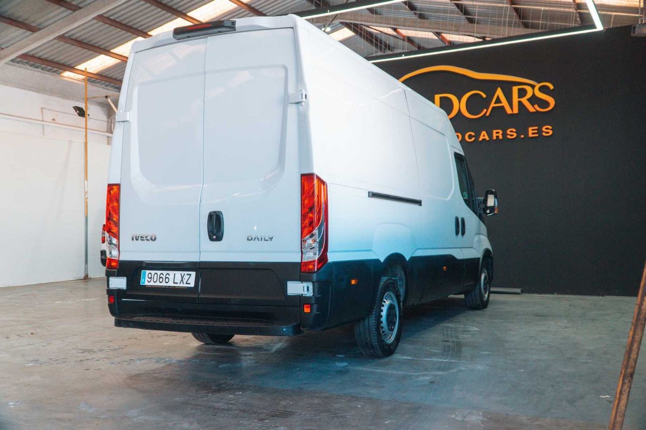 Iveco Daily 2.3 td 35s 16 v 3520l/h2 12 m3  - Foto 6