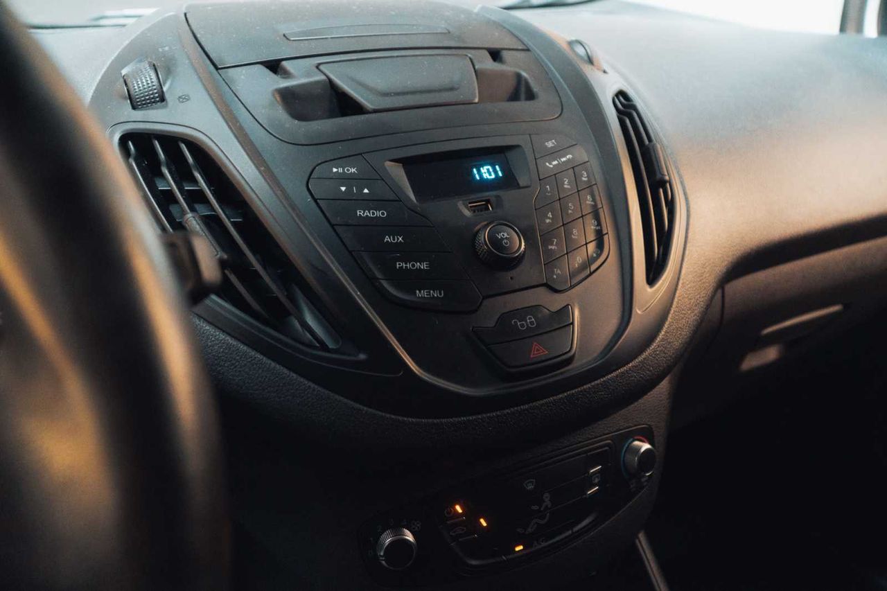 Ford Transit Courier trend 1.5 tdci 100cv mt6 e6dt  - Foto 19