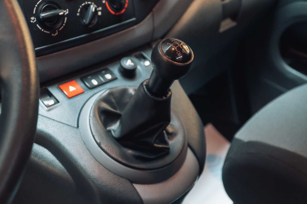 Peugeot Partner furg.confort pack l1 1.6 bluehdi 73kw 100  - Foto 14