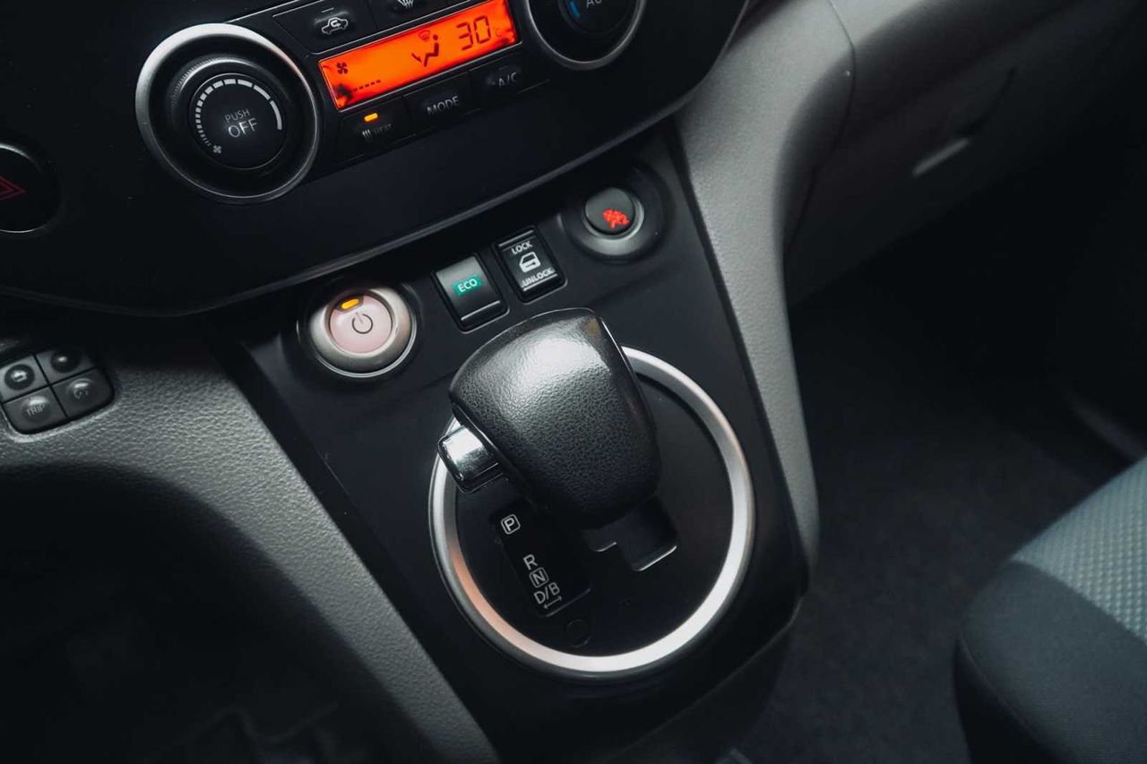 Nissan e-NV200 combi 5 40 kwh comfort doble puerta tr. mn  - Foto 13