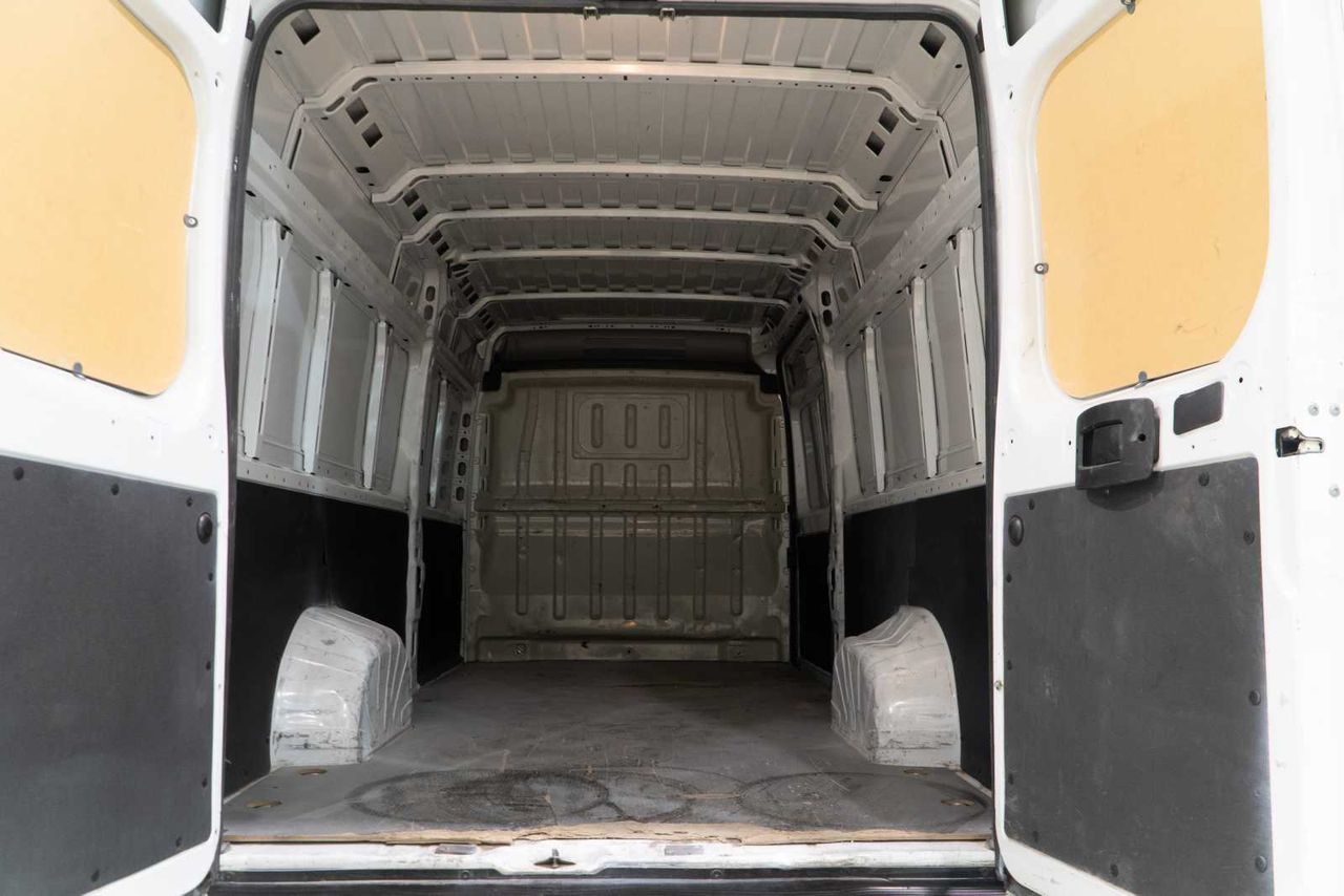 Citroën Jumper  bluehdi 103kw (140)l4h2 furgón 35 heavy  - Foto 9