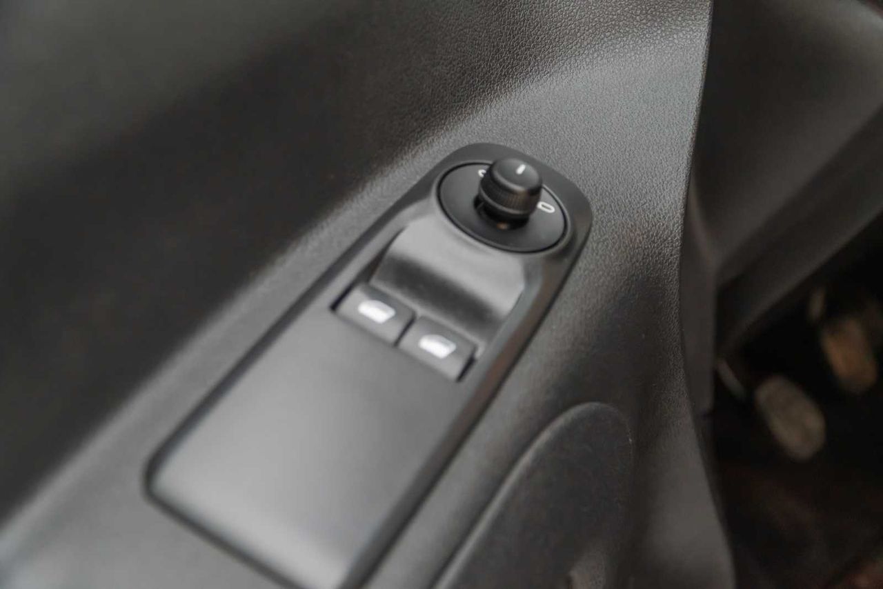 Citroën Berlingo talla m bluehdi 100 s&s you  - Foto 15