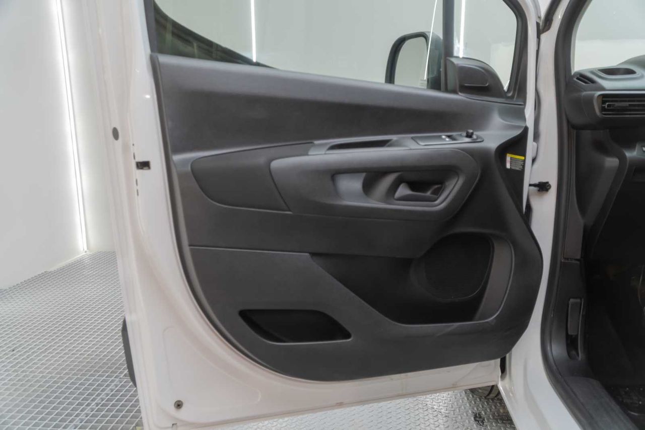 Citroën Berlingo talla m bluehdi 100 s&s you  - Foto 16