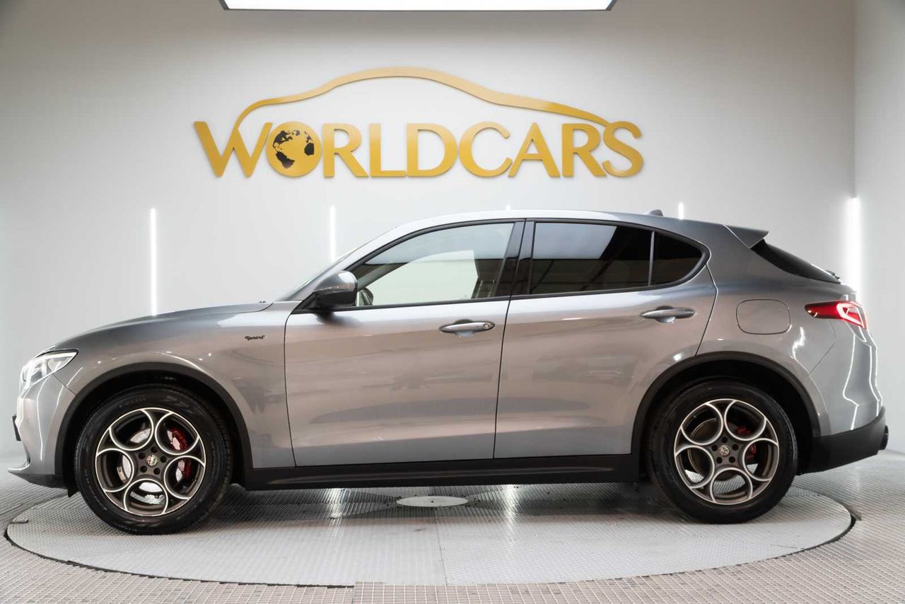 Alfa Romeo Stelvio 2.2 Diésel 140kW (190CV) Sprint+ Q4  - Foto 9