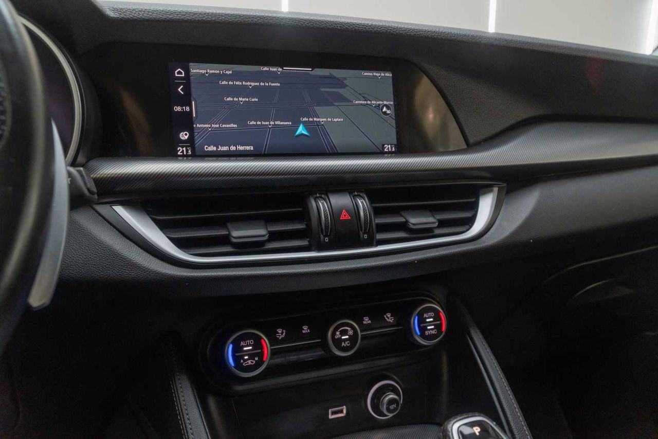 Alfa Romeo Stelvio 2.2 Diésel 140kW (190CV) Sprint+ Q4  - Foto 15