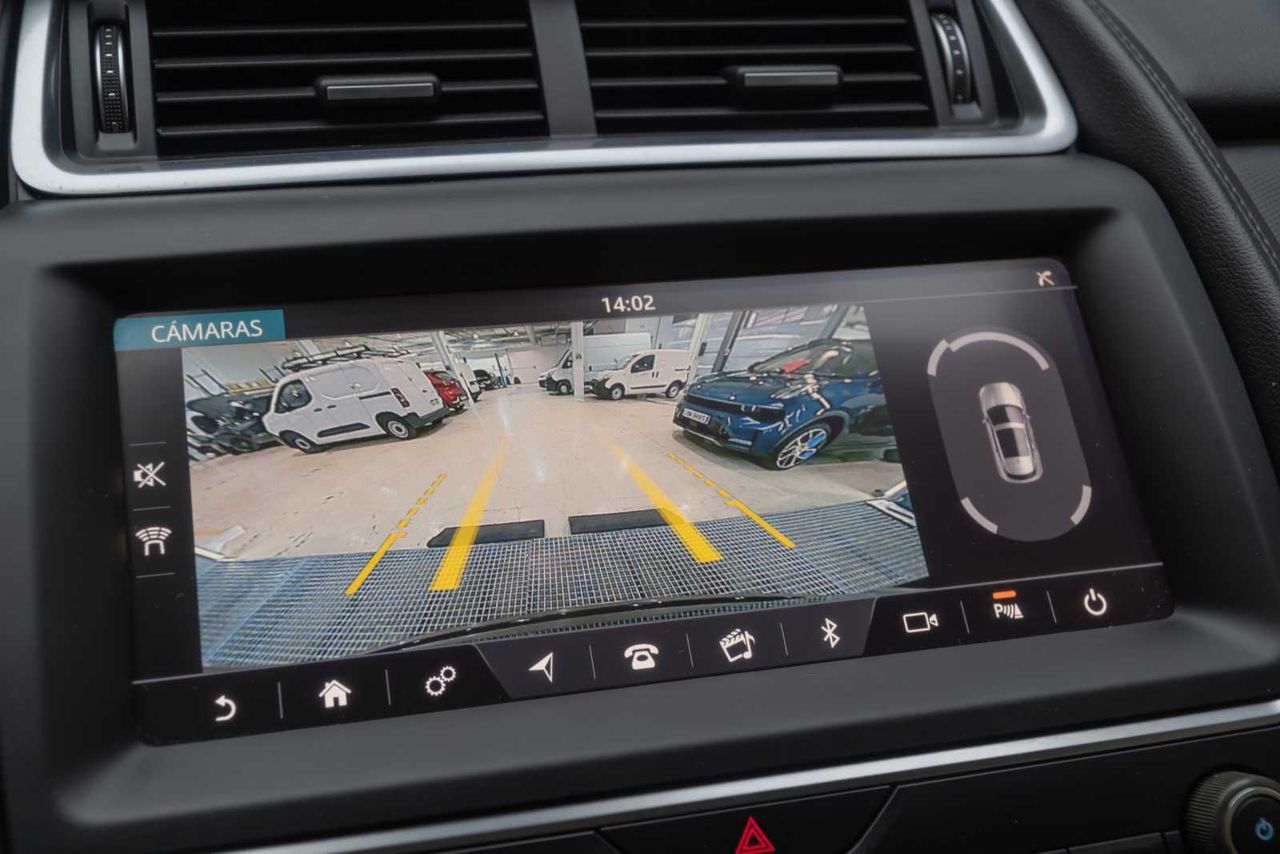 Jaguar E-Pace 2.0D 110kW 4WD  - Foto 14