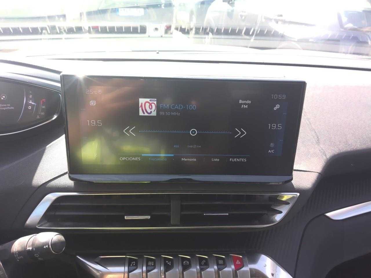 Peugeot 3008 1.2 PureTech 96KW (130CV) S&S Allure  - Foto 7