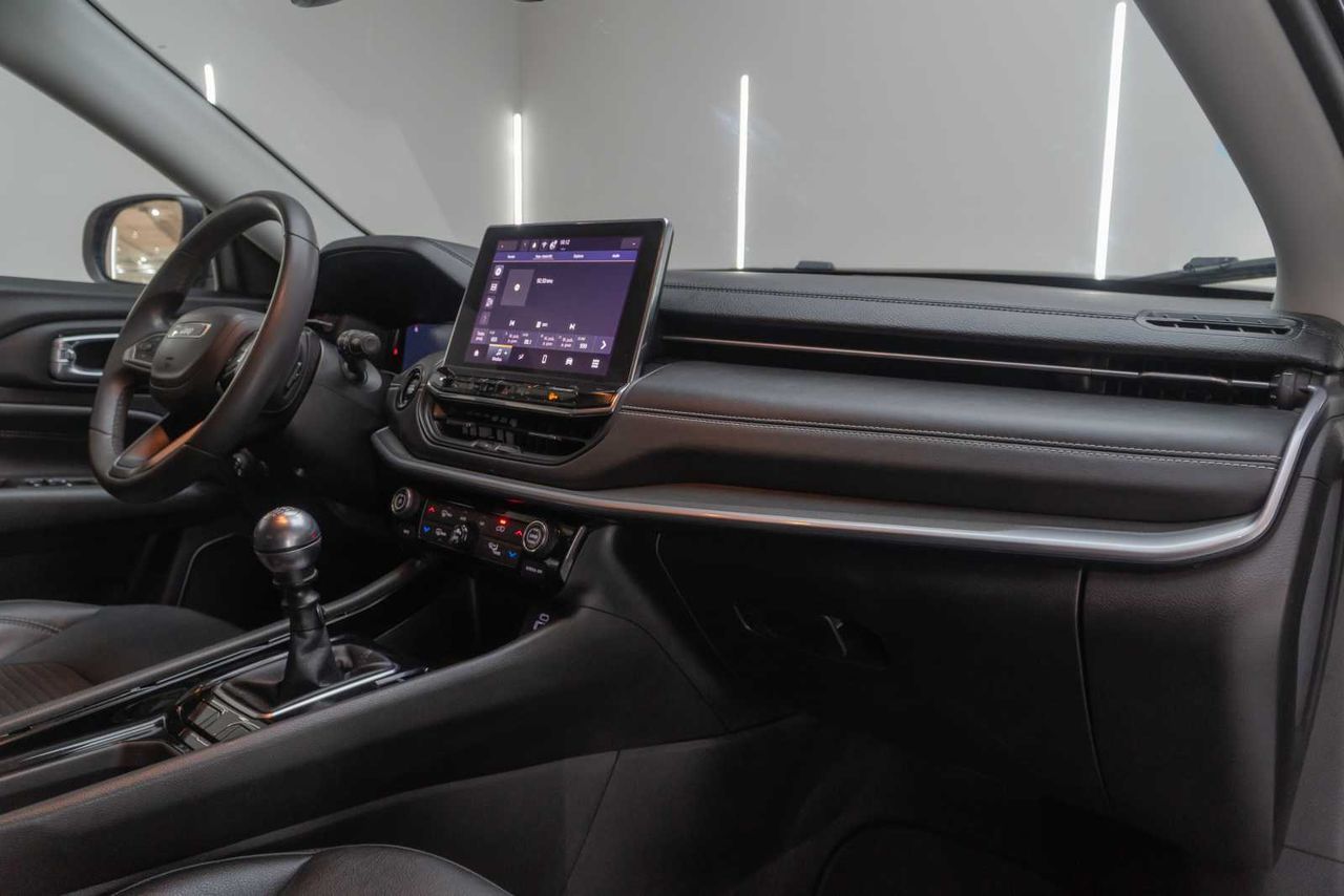 Jeep Compass 1.6 Mjet 96kW (130CV) Limited FWD - Foto 24