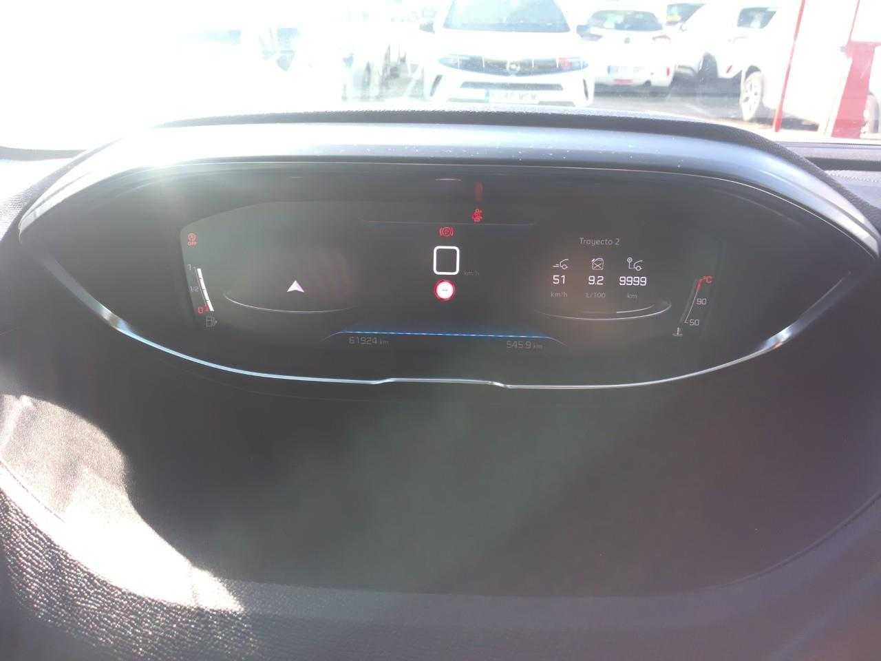 Peugeot 3008 1.2 PureTech 96KW (130CV) S&S Allure  - Foto 4