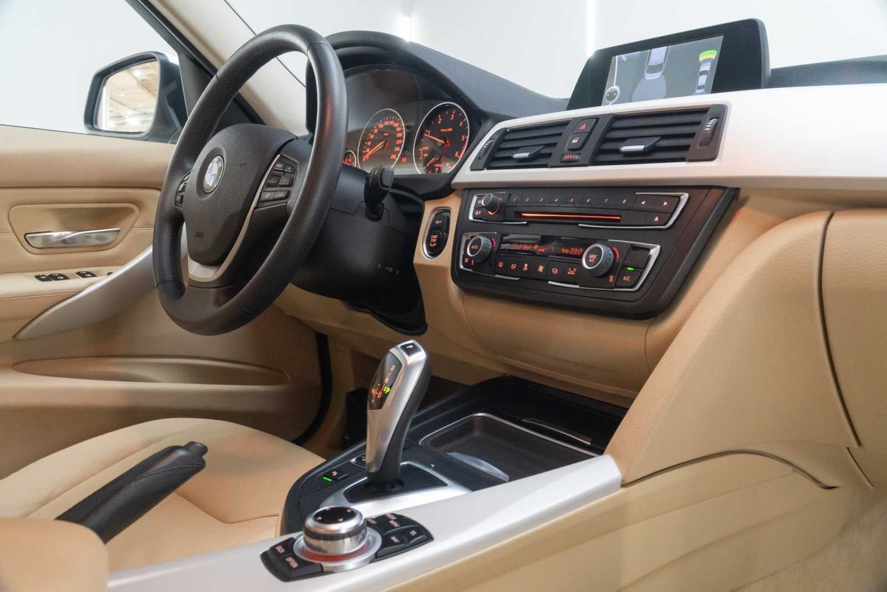 BMW Serie 3 318d - Foto 23