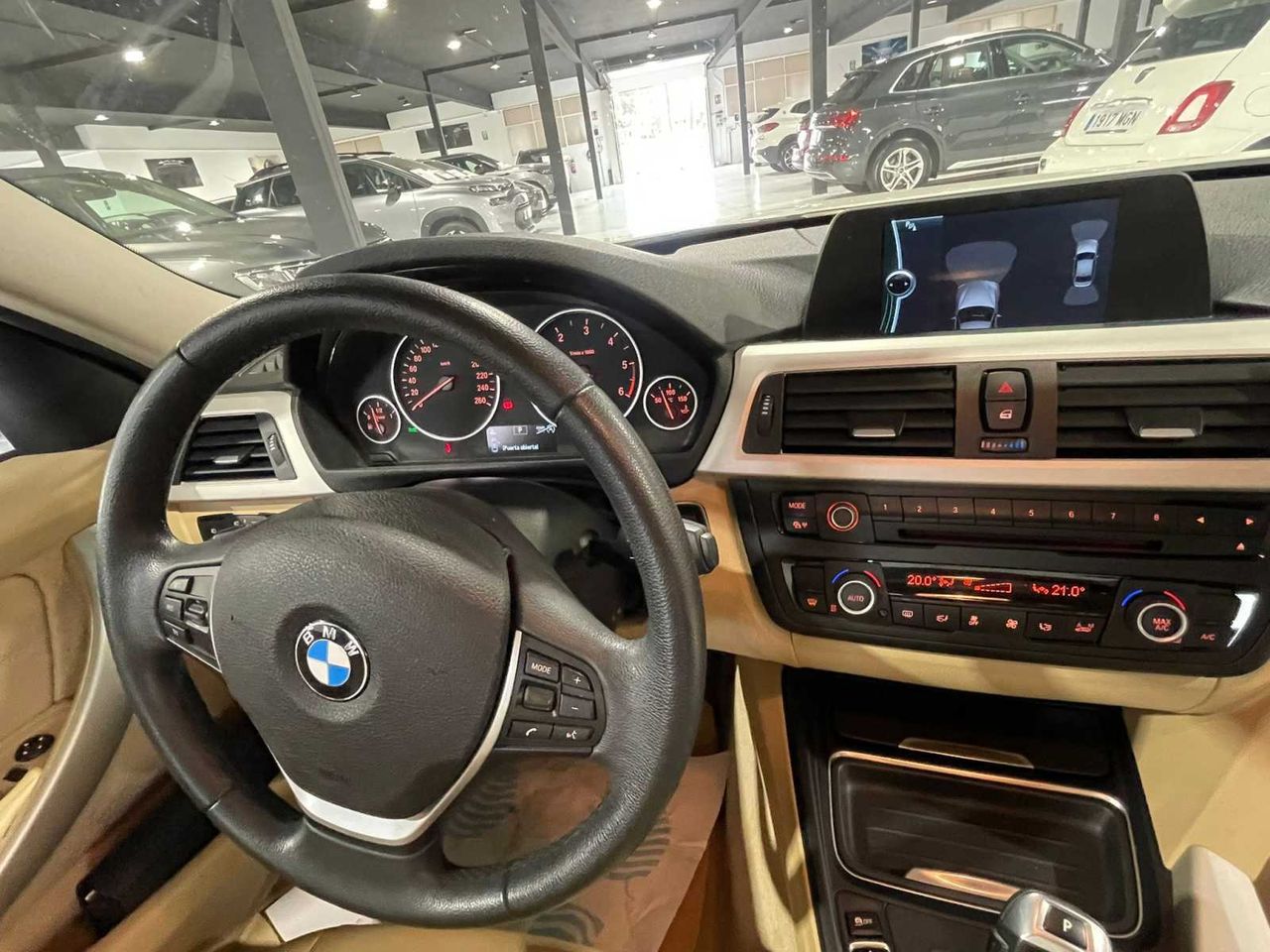 BMW Serie 3 318d - Foto 6