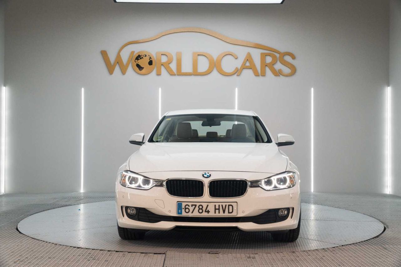 BMW Serie 3 318d - Foto 3