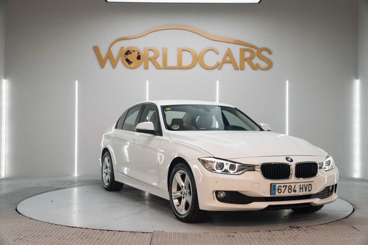 BMW Serie 3 318d - Foto 4