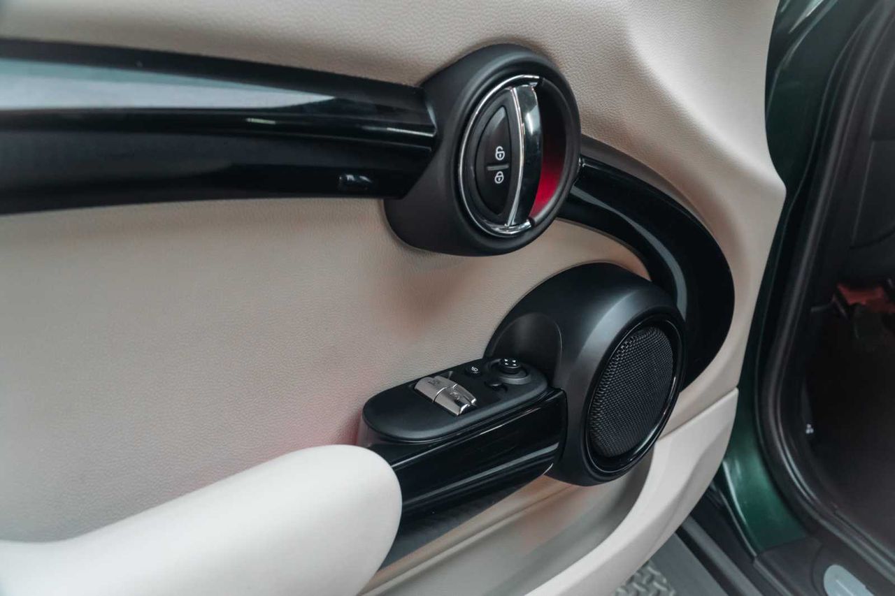 MINI MINI COOPER SD 5 PUERTAS - Foto 16