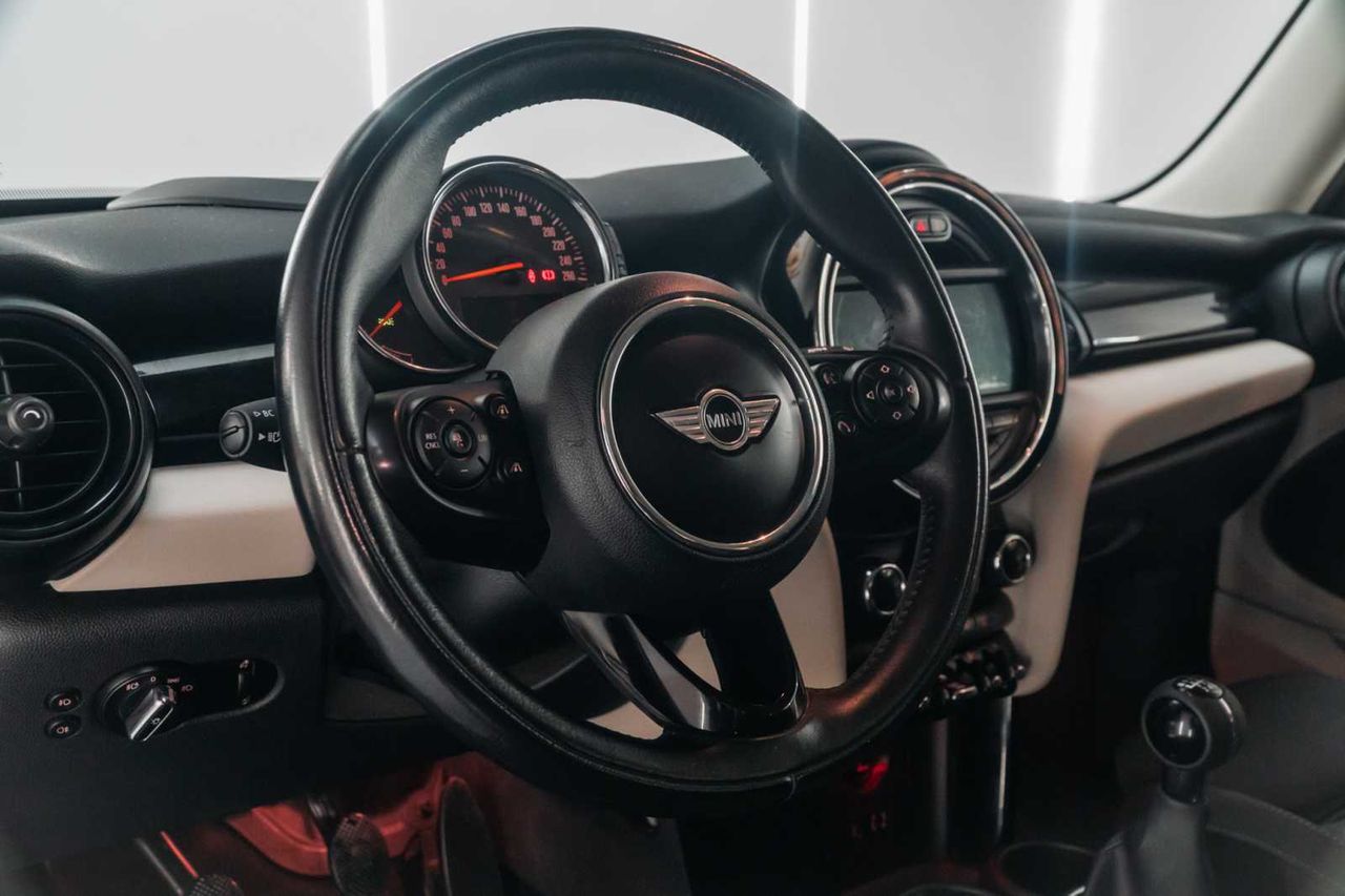 MINI MINI COOPER SD 5 PUERTAS - Foto 13