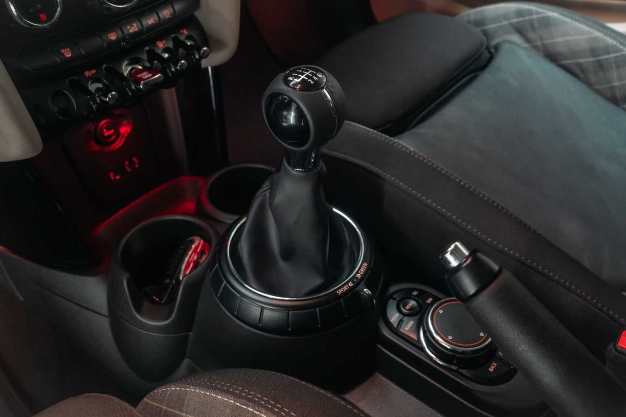 MINI MINI COOPER SD 5 PUERTAS - Foto 14