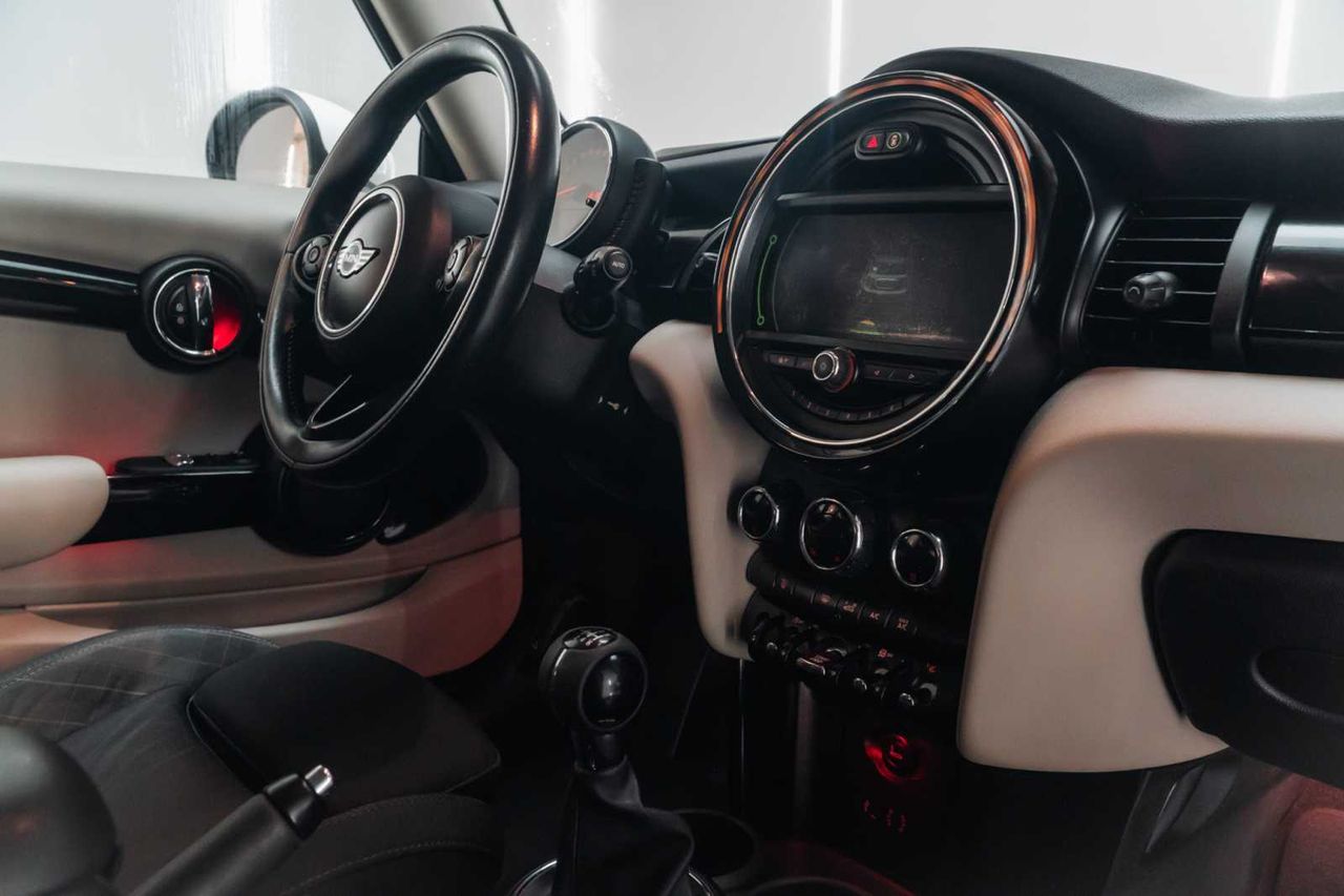 MINI MINI COOPER SD 5 PUERTAS - Foto 22