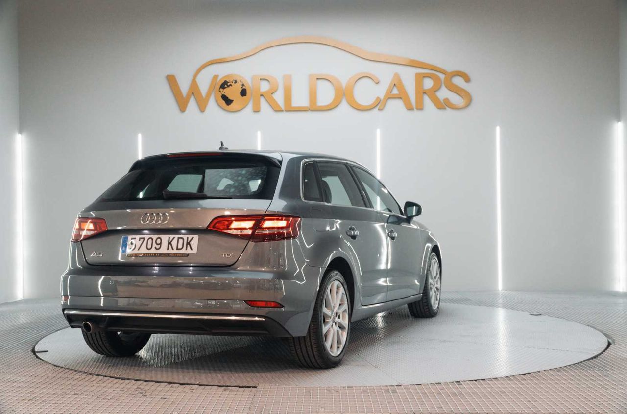 Audi A3 1.6 TDI S tronic  - Foto 6