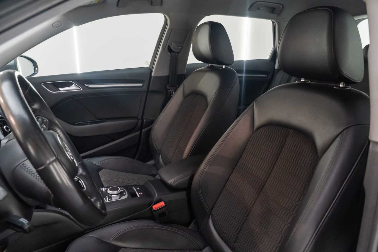 Audi A3 1.6 TDI S tronic  - Foto 19