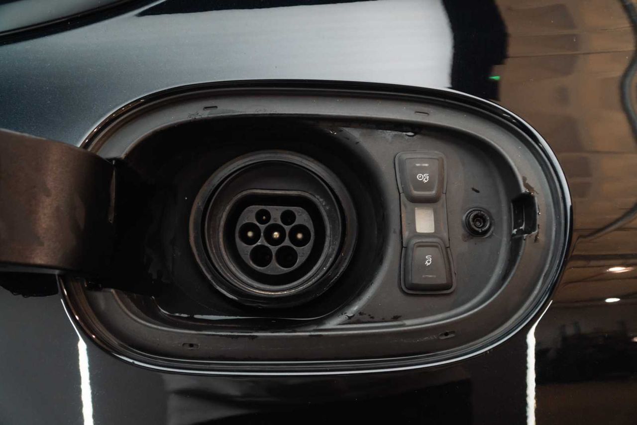 Porsche Panamera 4 E-Hybrid - Foto 23