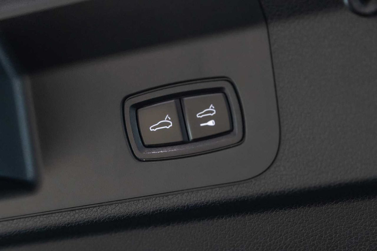 Porsche Panamera 4 E-Hybrid - Foto 9