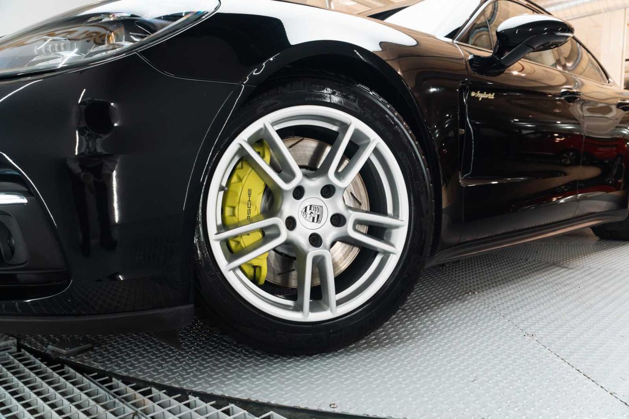 Porsche Panamera 4 E-Hybrid - Foto 25